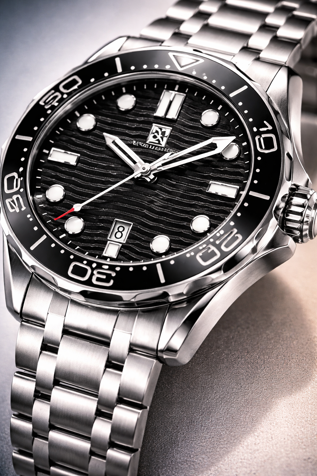 Own Your Presence With This Men’s Sports Luxury Steel Diving Watch Exclusive Piece